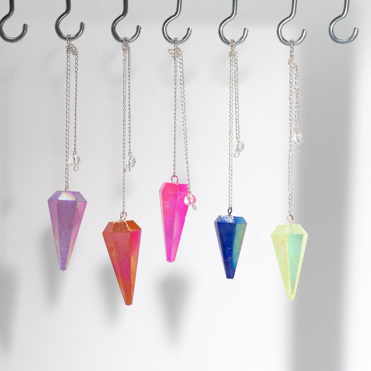 Hatoldalú Inga – Rózsaszín Aurora Kristály – 4 cm 💗🔮✨