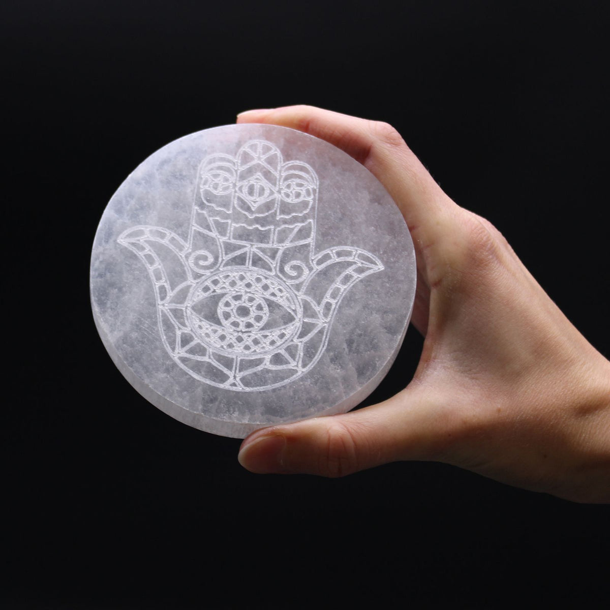 Közepes Szelenit Energetikai Töltőlap 10 cm – Hamsa 🪬✨